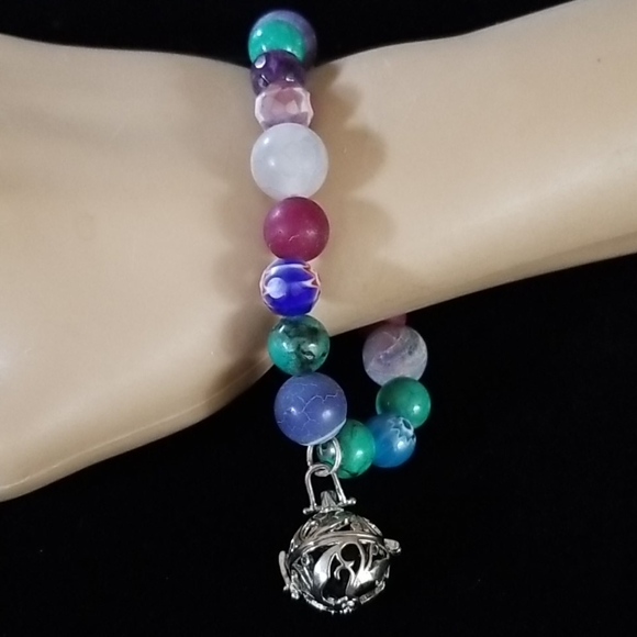 NWT Boho Beaded Diffuser Stretch Bracelet - Picture 10 of 16